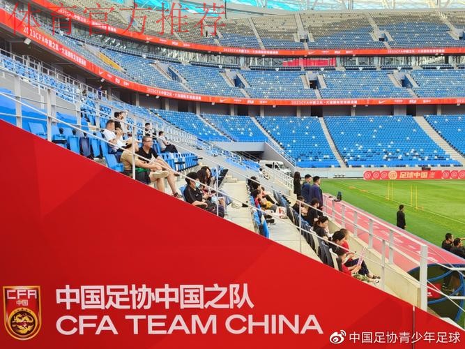 中国之队举行“赛事家庭体验日”：牵手美丽梭鱼湾，海浪和海螺共舞